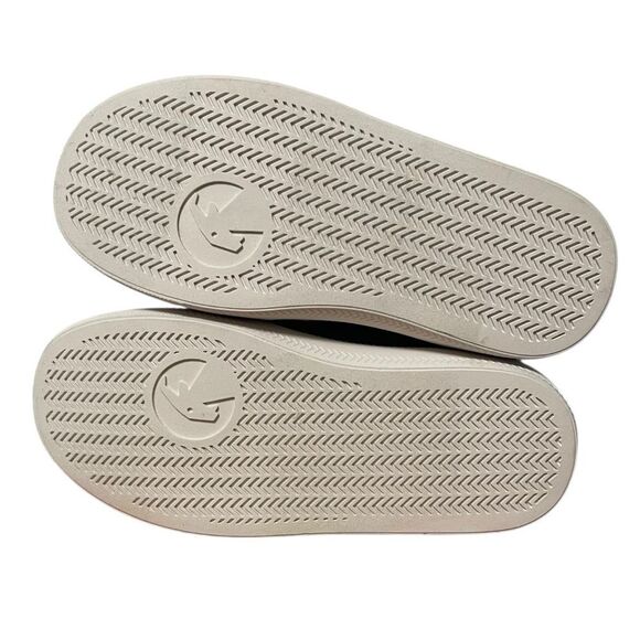 NWT BILLY Classic High Top Canvas Zip Sneakers 2 Wide - Picture 3 of 5